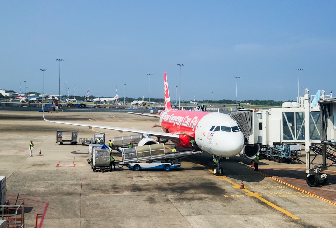 Comment trouver un billet d&rsquo;avion moins cher sans sacrifier le confort ni la sécurité